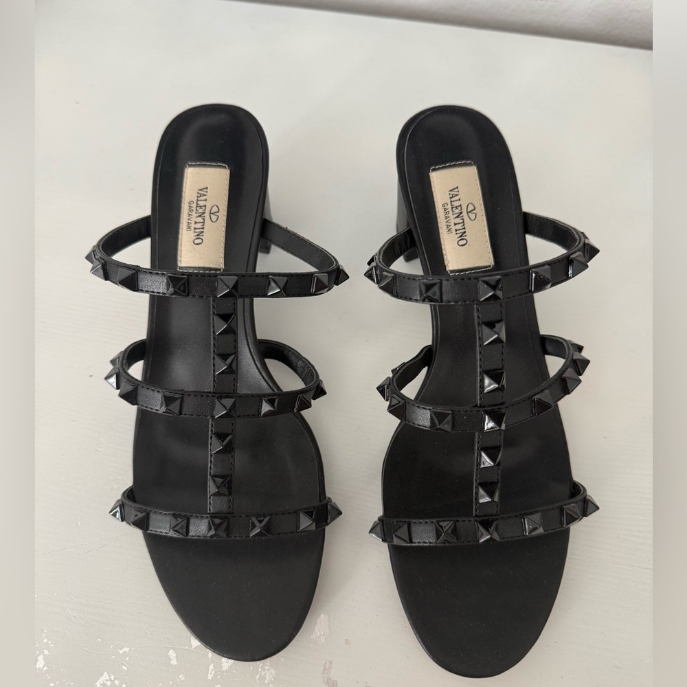 Valentino rock studs